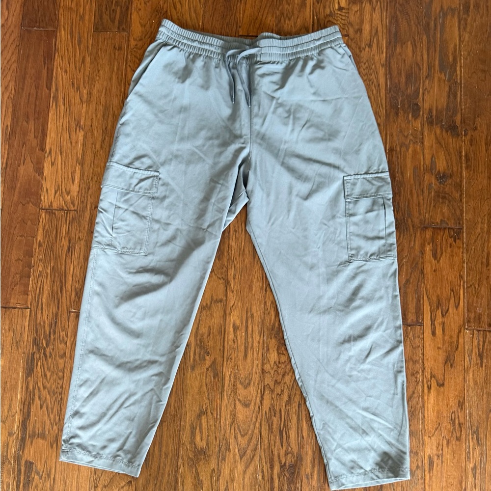 Women blue/gray light weight pants by Patagonia. Size medium